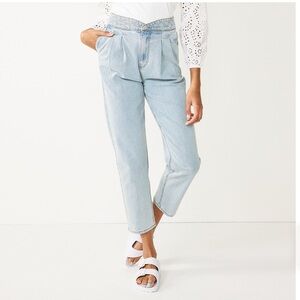 Juniors’‎ SO Pleated Tulip Waistband Straight-Leg Jeans – Light Blue NWT